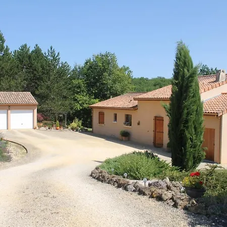 Padam Tatil Evi Monsac